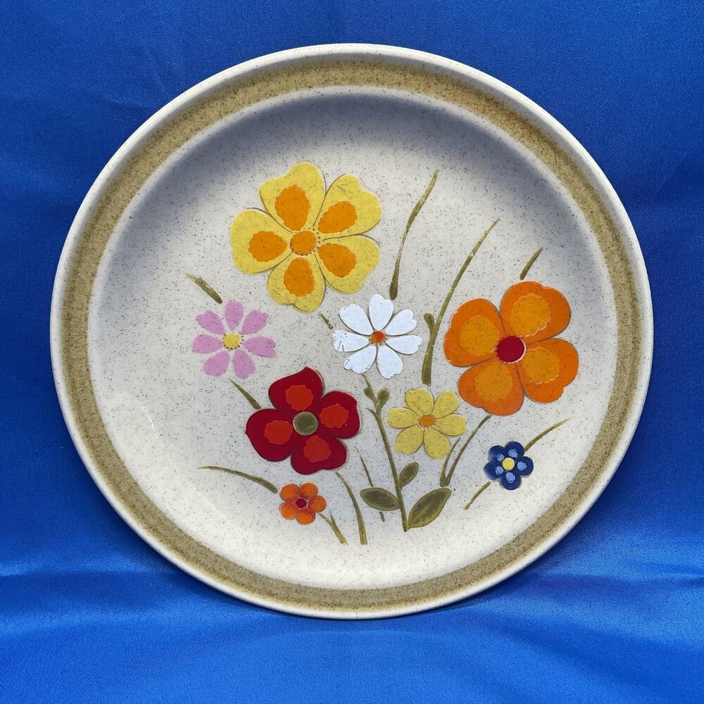 Country Living Stoneware Linda Salad Plate 8in Oven Safe Dishwasher Safe RARE